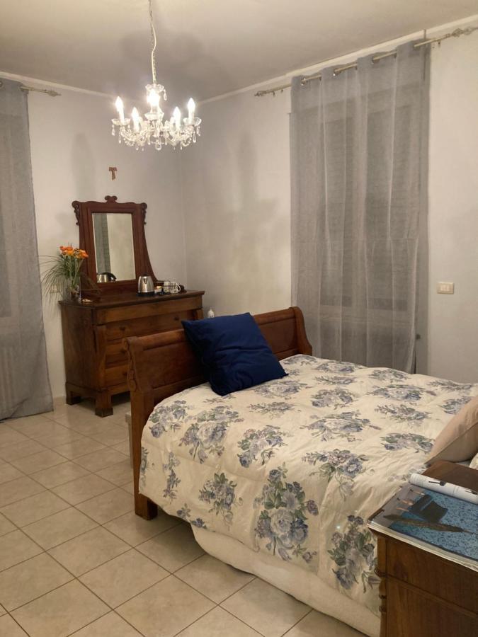 ברה Villa Delle Rose מראה חיצוני תמונה